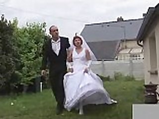 free video gallery granny-fisted-with-wedding-dress